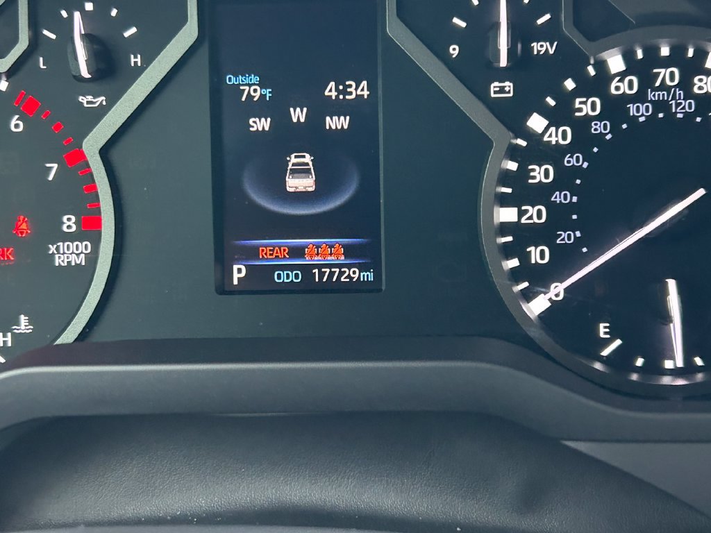 Used 2023 Toyota Tundra SR w/ SR Tow Package AWD/4WD image 33
