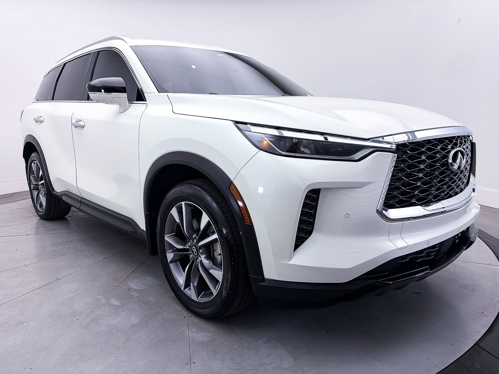 Used 2023 INFINITI QX60 Luxe w/ Cargo Package image 10