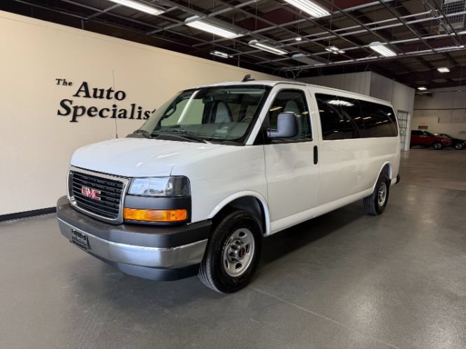 Used 2025 GMC Savana 3500 LT w/ LT Preferred Equipment Group RWD image 1