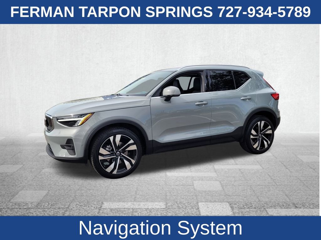 Certified 2024 Volvo XC40 B5 Plus image 6