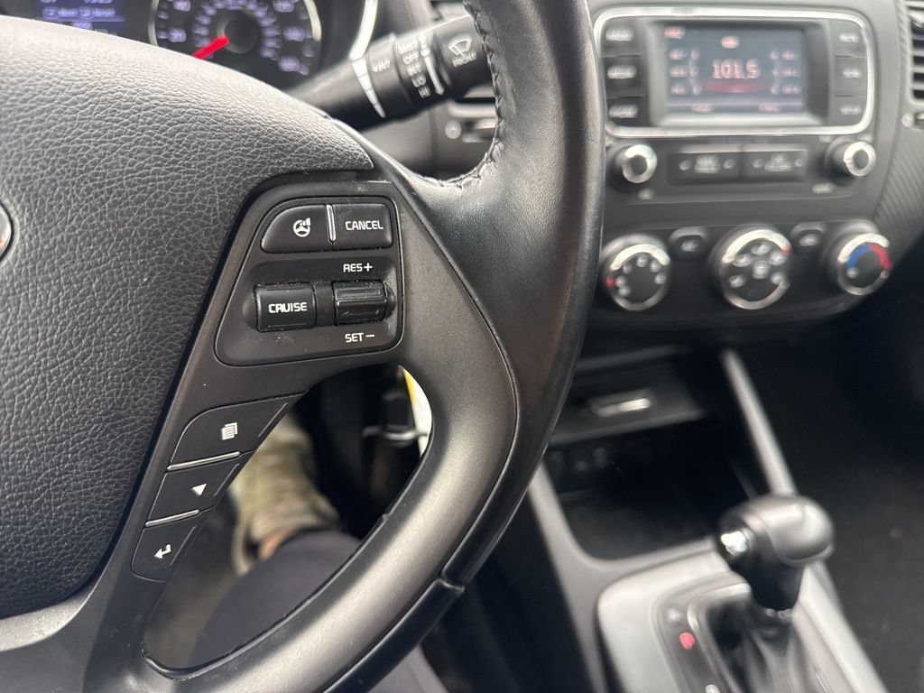 Used 2016 Kia Forte Koup EX FWD image 22