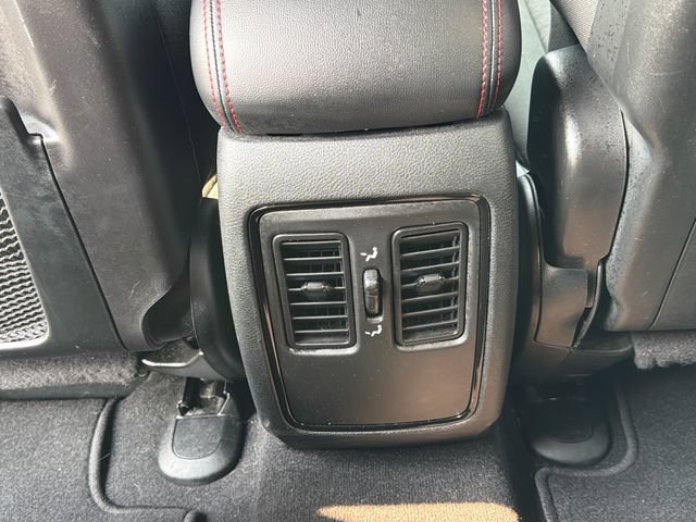 Used 2025 Dodge Durango GT AWD/4WD image 35