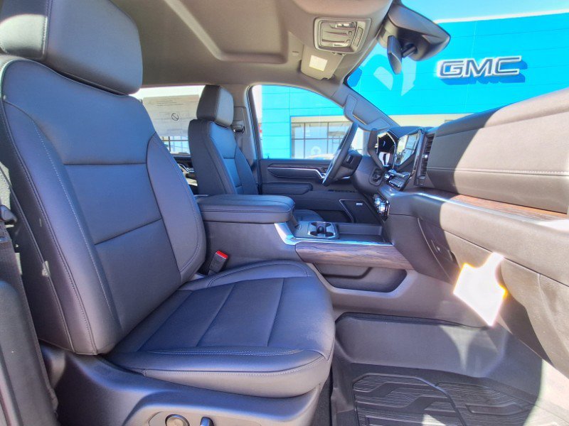 New 2026 GMC Sierra 3500 SLT w/ SLT Convenience Package image 14