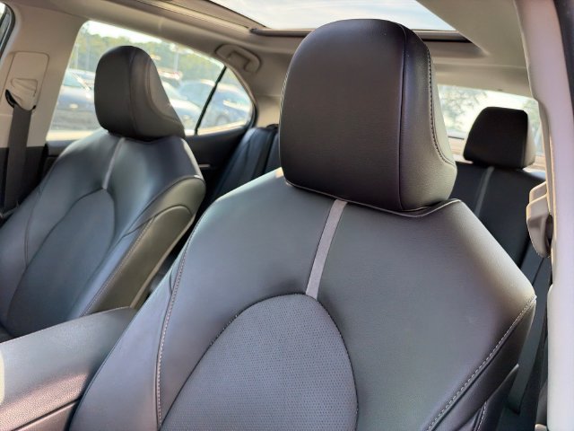 Used 2022 Toyota Camry XSE w/ Navigation Package FWD image 20