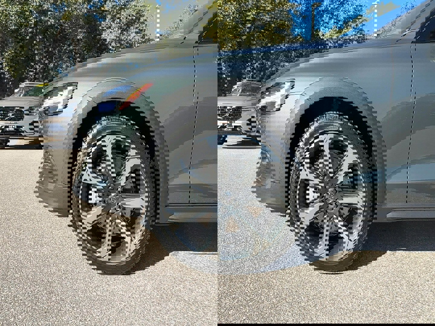 New 2026 Volvo V60 B5 Cross Country Plus w/ Climate Package image 9