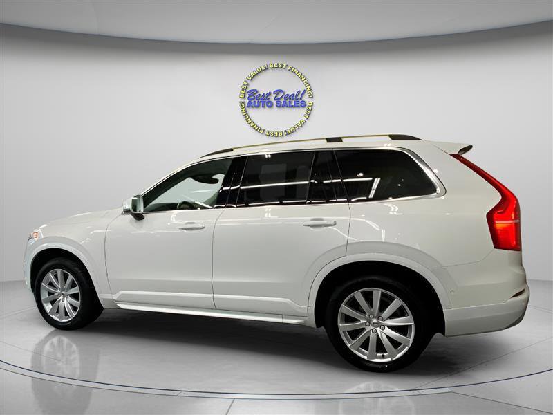 Used 2017 Volvo XC90 T6 Momentum w/ Vision Package image 4