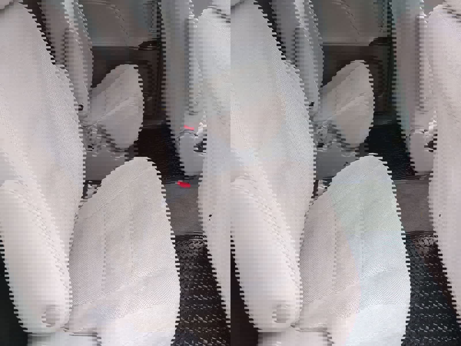 Used 2016 Toyota Sienna L image 20