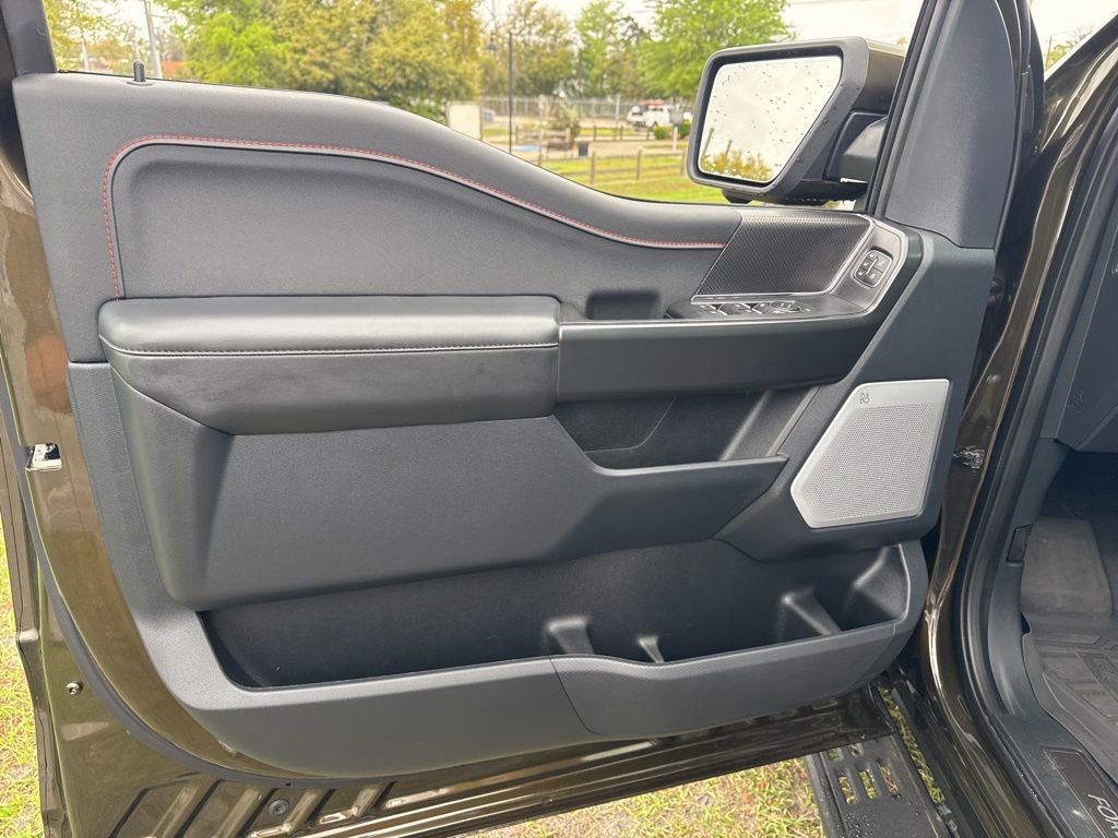 Used 2025 Ford F150 Raptor image 13