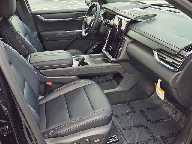 New 2026 GMC Acadia Elevation w/ Super Cruise Package FWD image 20
