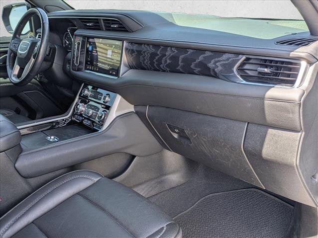 Used 2021 GMC Yukon Denali w/ Denali Premium Package image 26