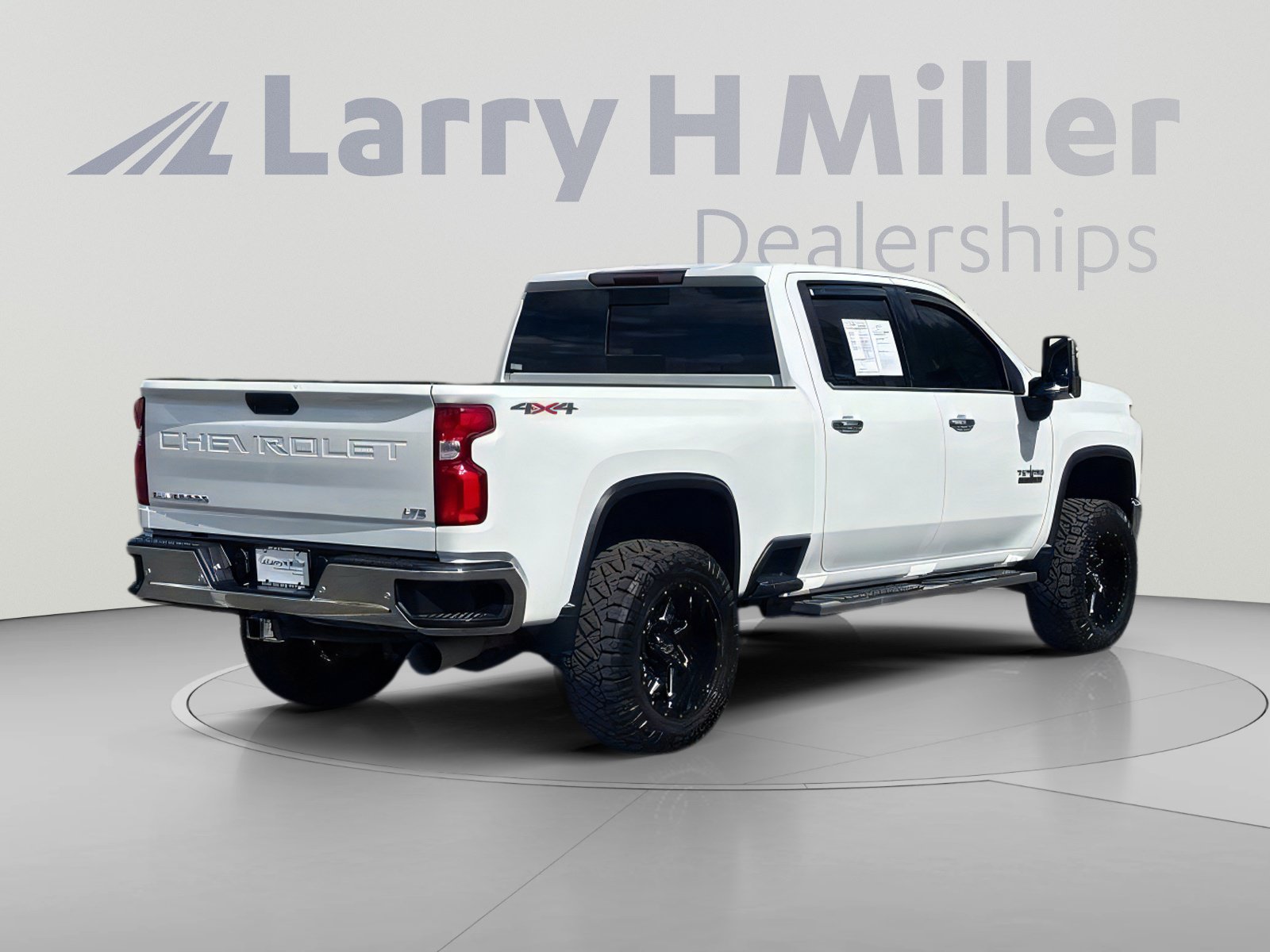 Used 2022 Chevrolet Silverado 2500 LTZ w/ LTZ Texas Edition AWD/4WD image 6