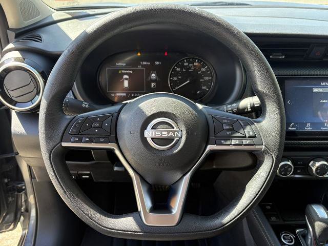 Certified 2024 Nissan Kicks SV image 18