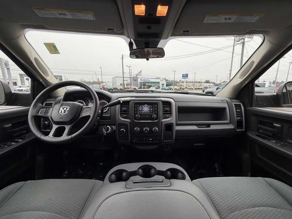 Used 2018 RAM 2500 Tradesman w/ Chrome Appearance Group image 14