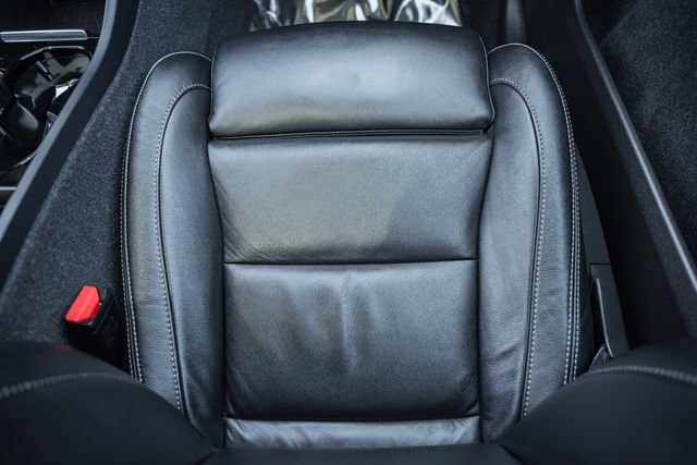 Certified 2023 Volvo XC40 B5 Plus w/ Climate Package AWD/4WD image 32