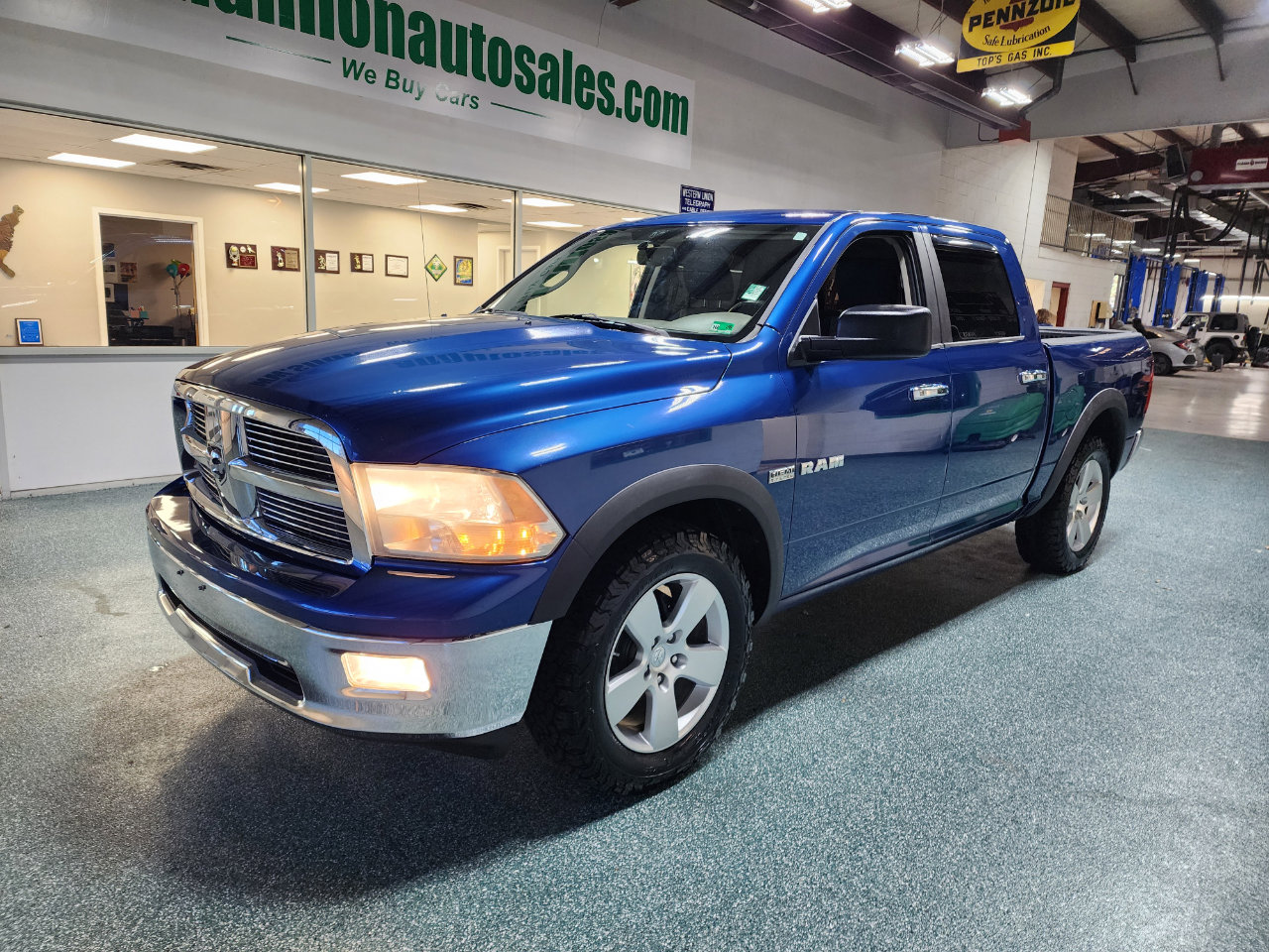 Used 2010 Dodge Ram 1500 Truck SLT w/ Big Horn Regional Pkg image 2