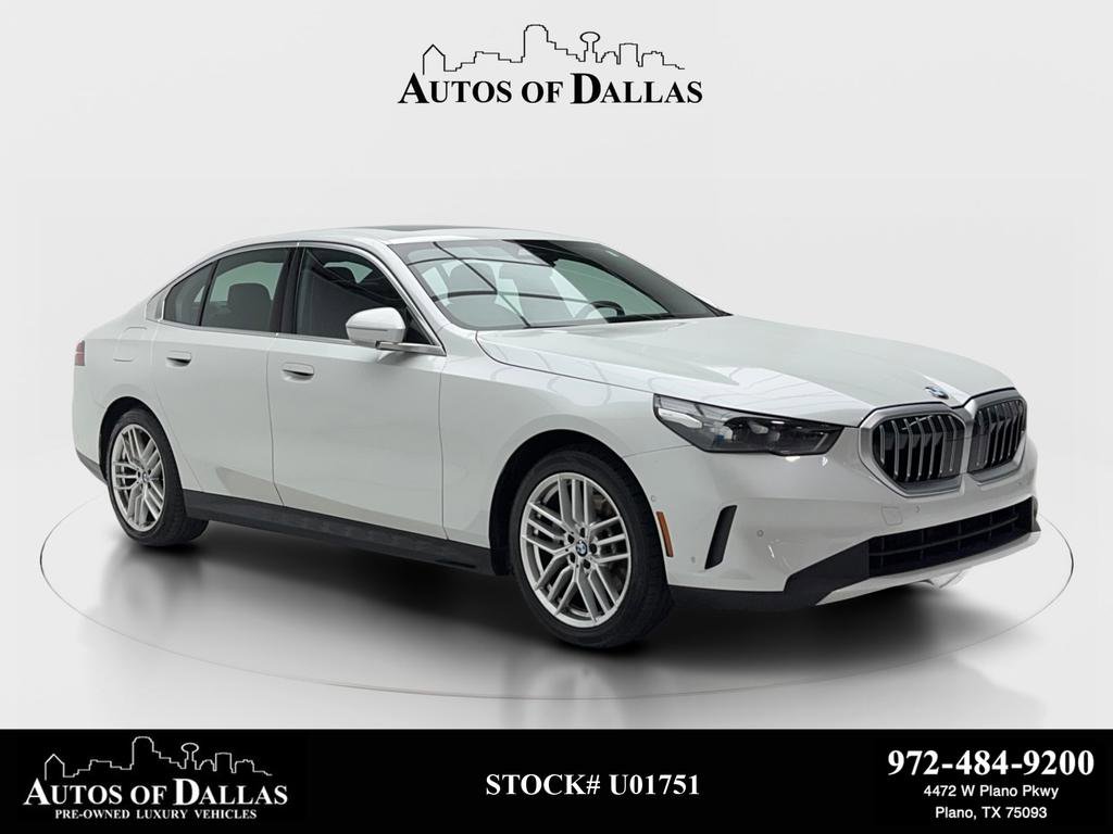 Used 2025 BMW 530i RWD image 1