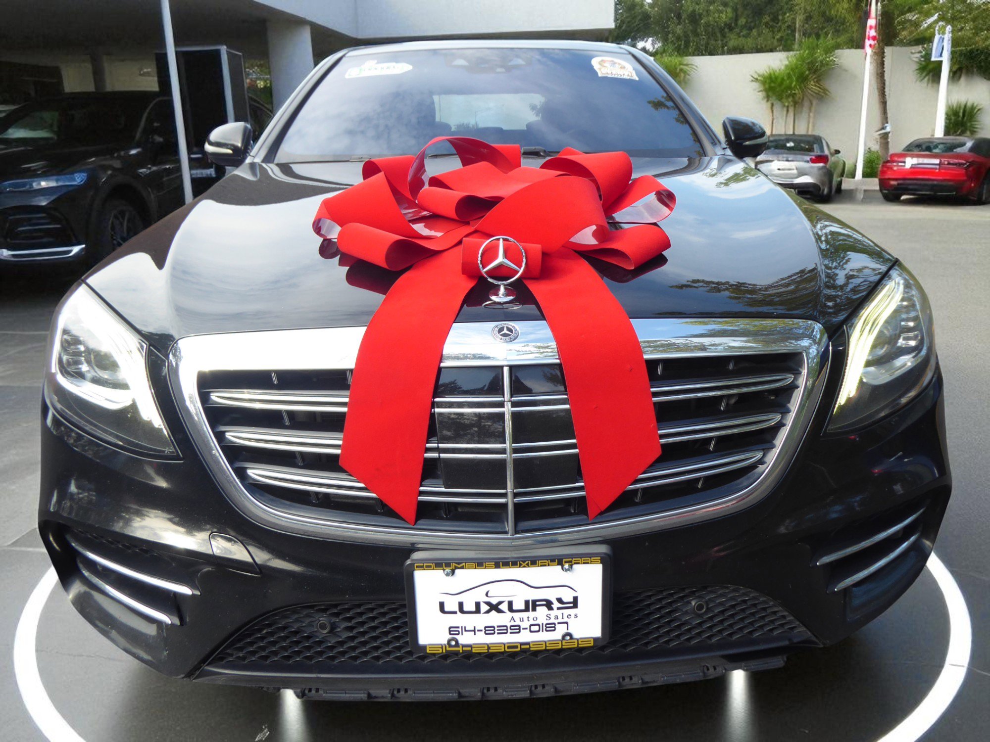 Used 2020 Mercedes-Benz S 560 4MATIC Sedan w/ AMG Line Exterior image 4