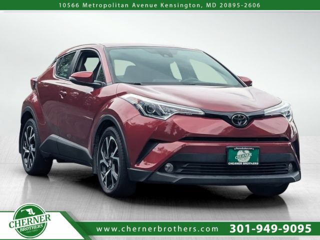 Used 2018 Toyota C-HR XLE FWD image 1