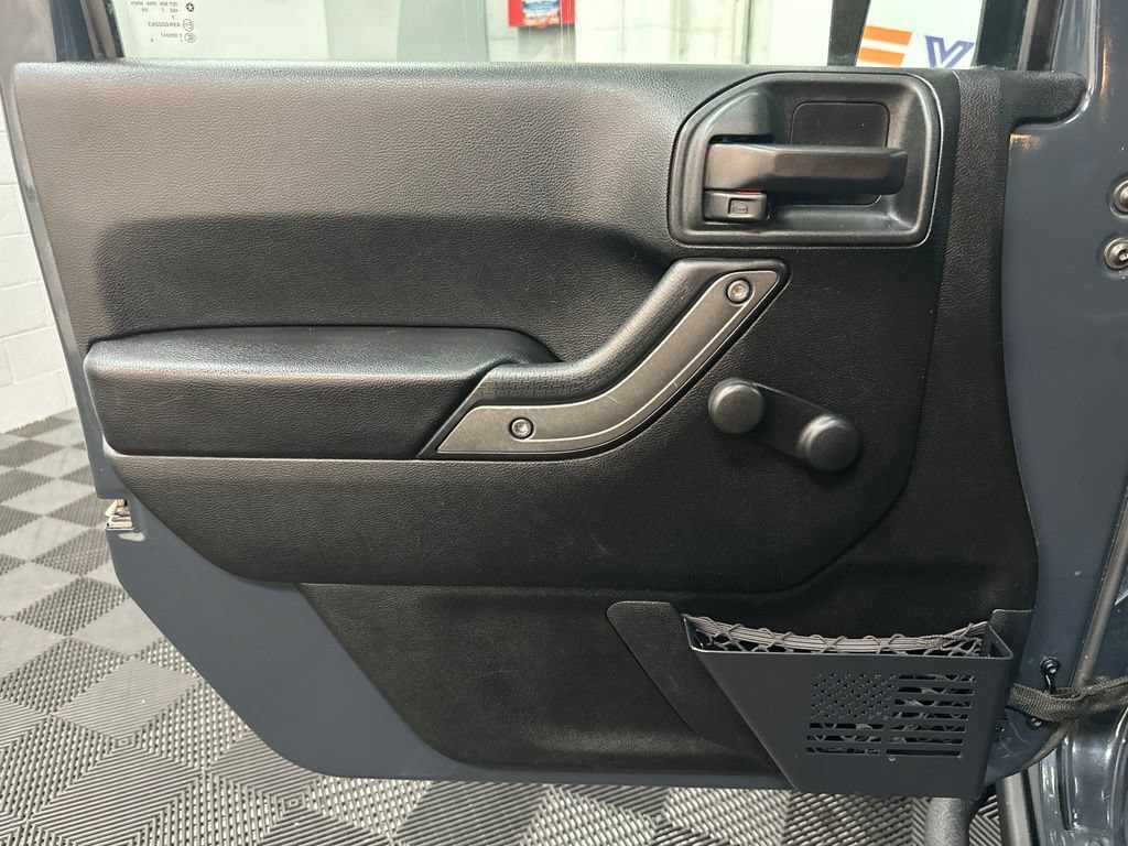 Used 2018 Jeep Wrangler Unlimited Sport AWD/4WD image 18