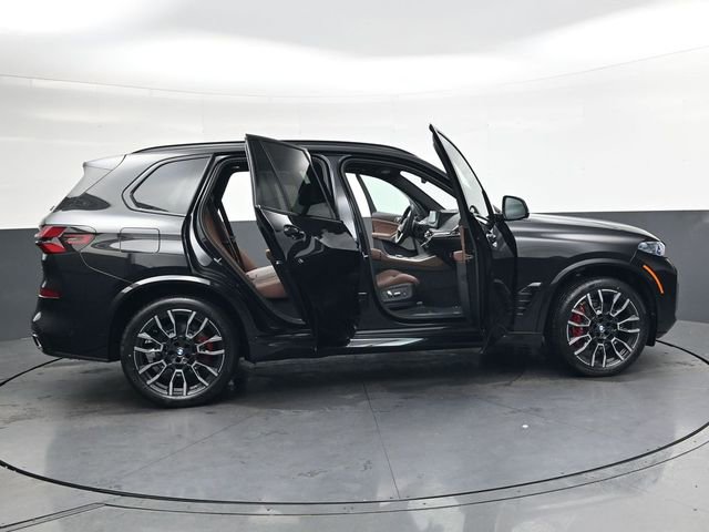 New 2026 BMW X5 xDrive40i w/ M Sport Package AWD/4WD image 39