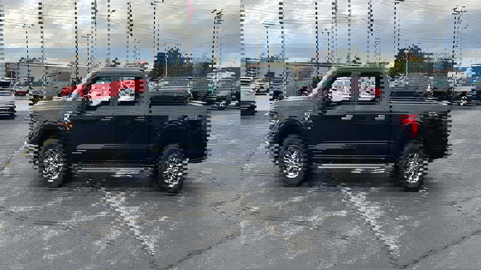 Used 2024 Ford F150 XLT w/ Mobile Office Package image 9