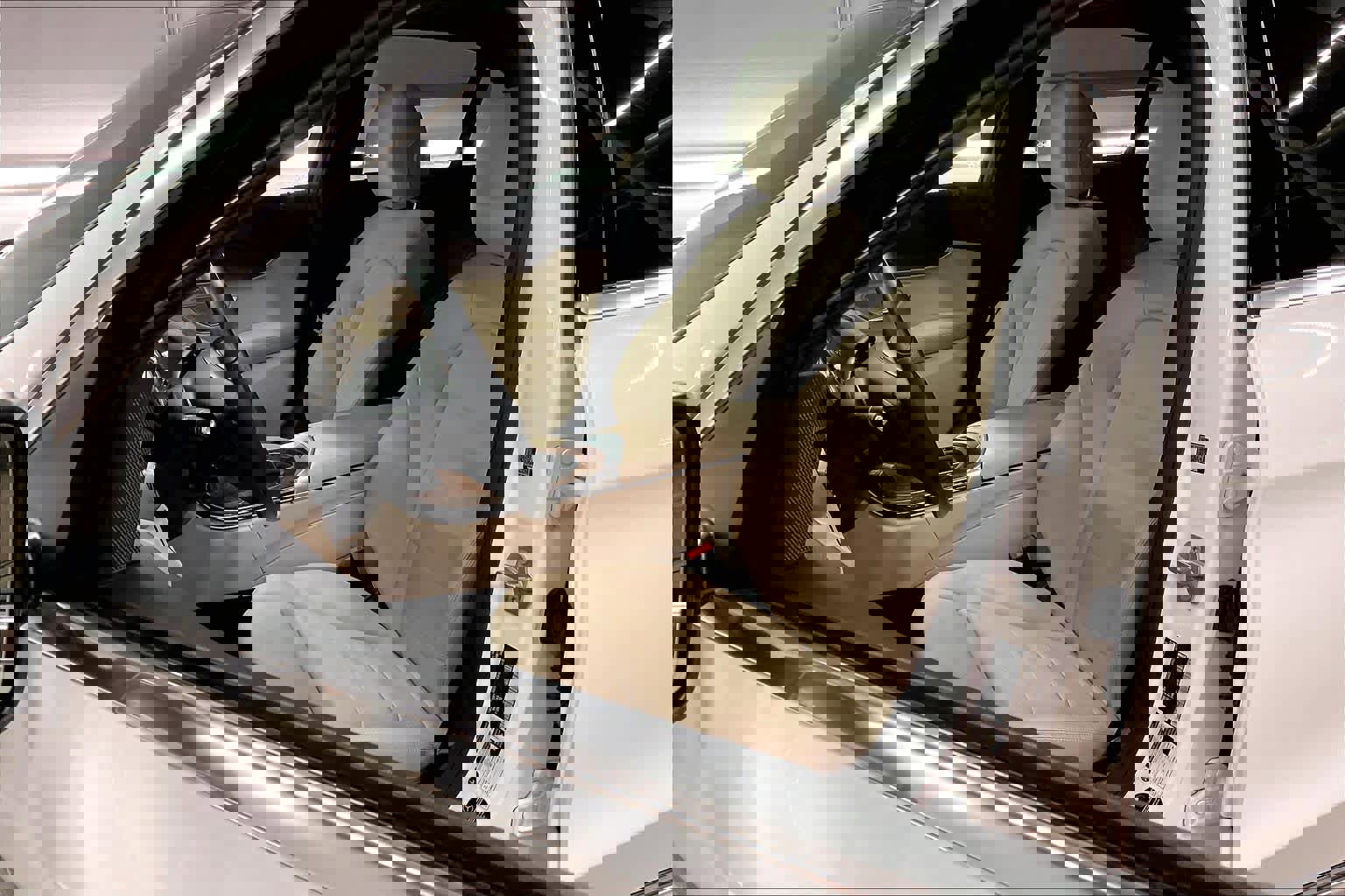 Used 2018 Mercedes-Benz C 300 Sedan image 26