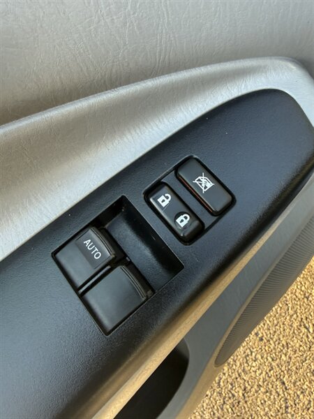 Used 2013 Toyota Tacoma 4x4 Access Cab V6 image 22
