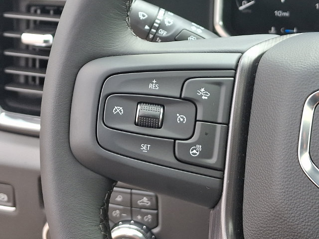 Used 2026 GMC Sierra 3500 Denali Ultimate AWD/4WD image 7