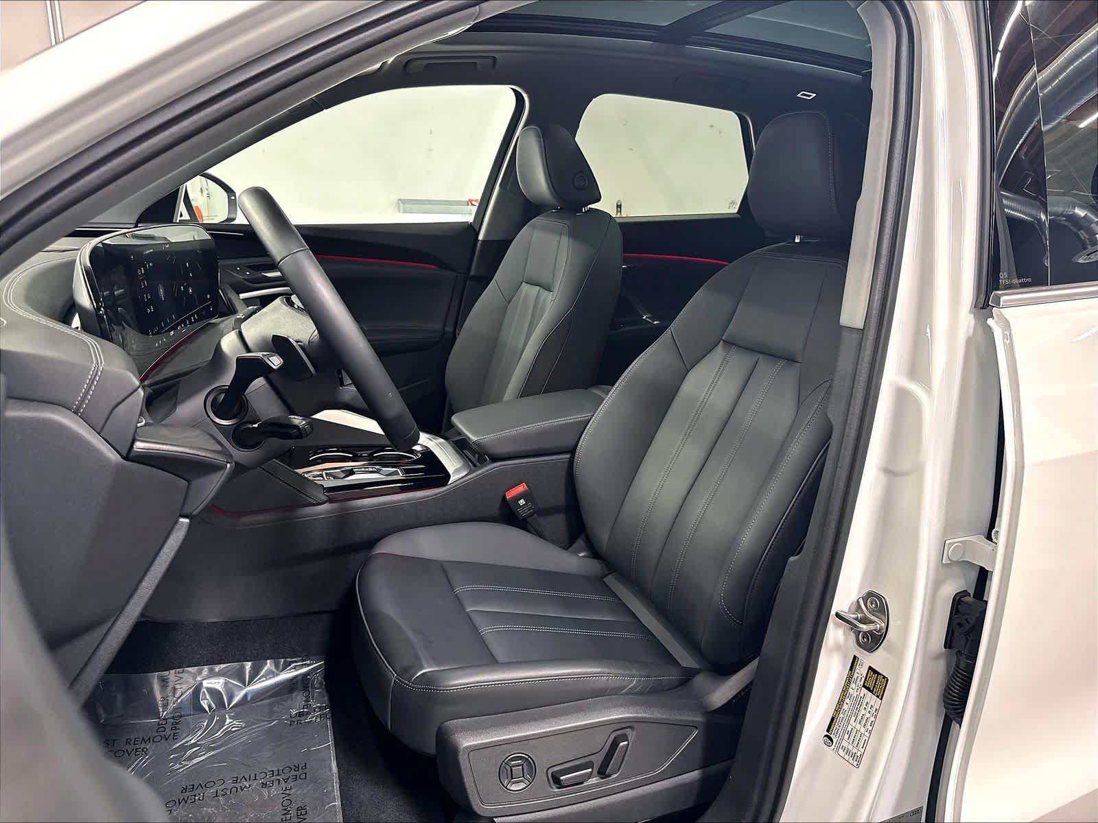 Certified 2025 Audi Q5 Premium AWD/4WD image 27
