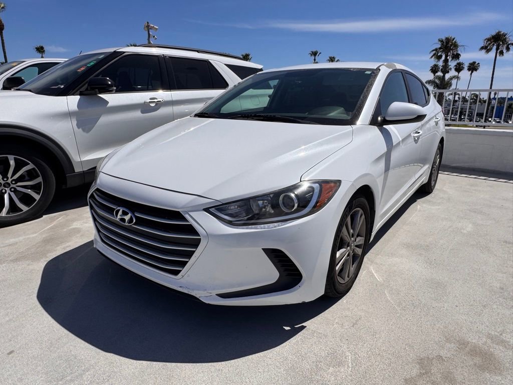 Used 2017 Hyundai Elantra SE image 3