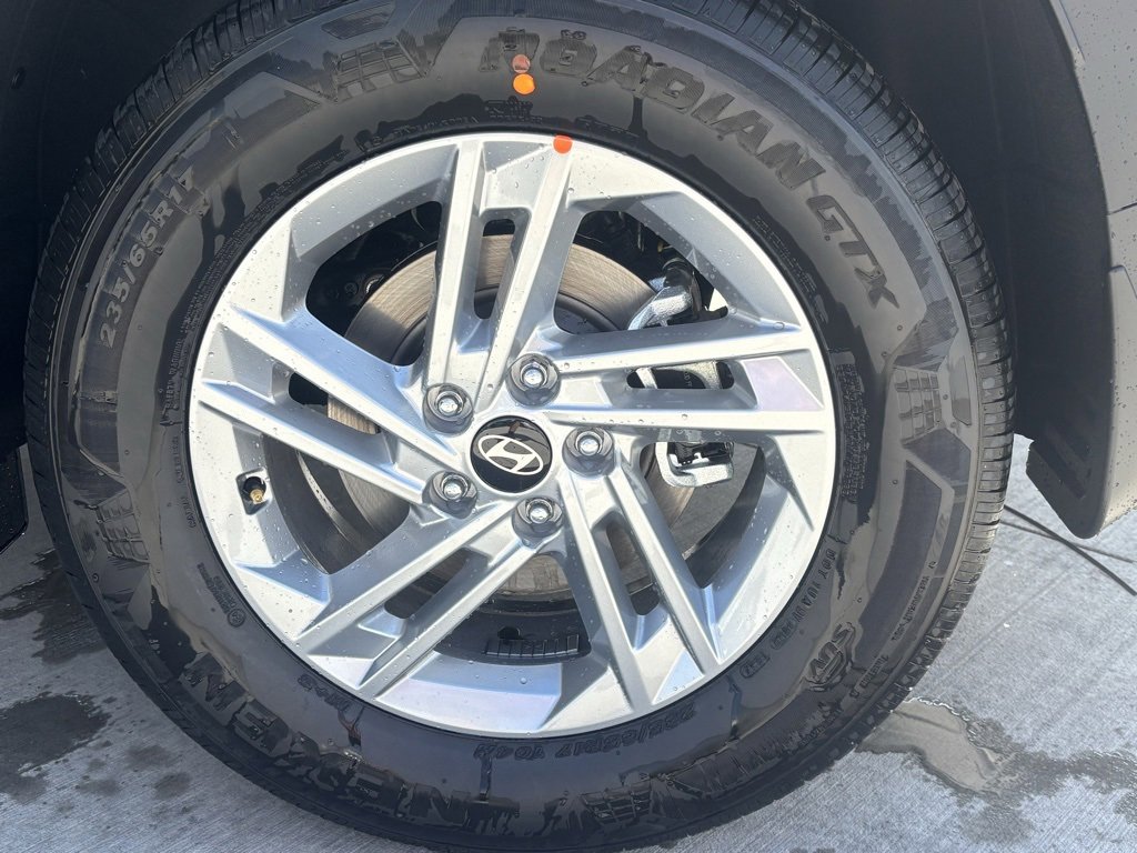 New 2026 Hyundai Tucson SE image 9