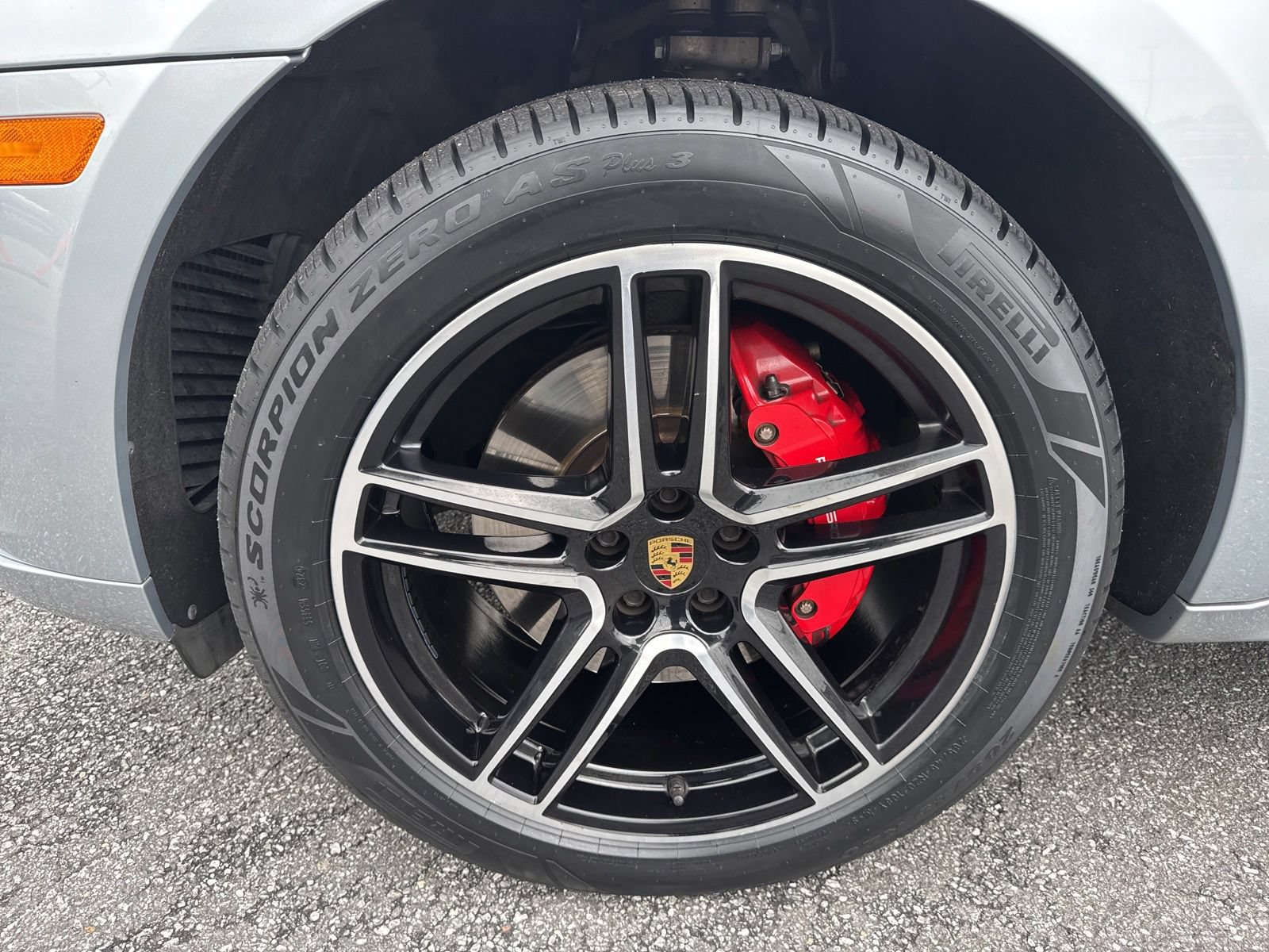 Used 2021 Porsche Macan GTS AWD/4WD image 11