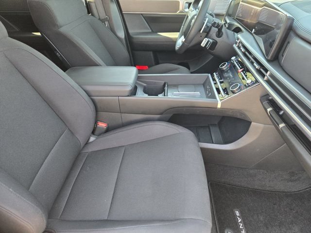 Used 2026 Hyundai Santa Fe SE FWD image 13