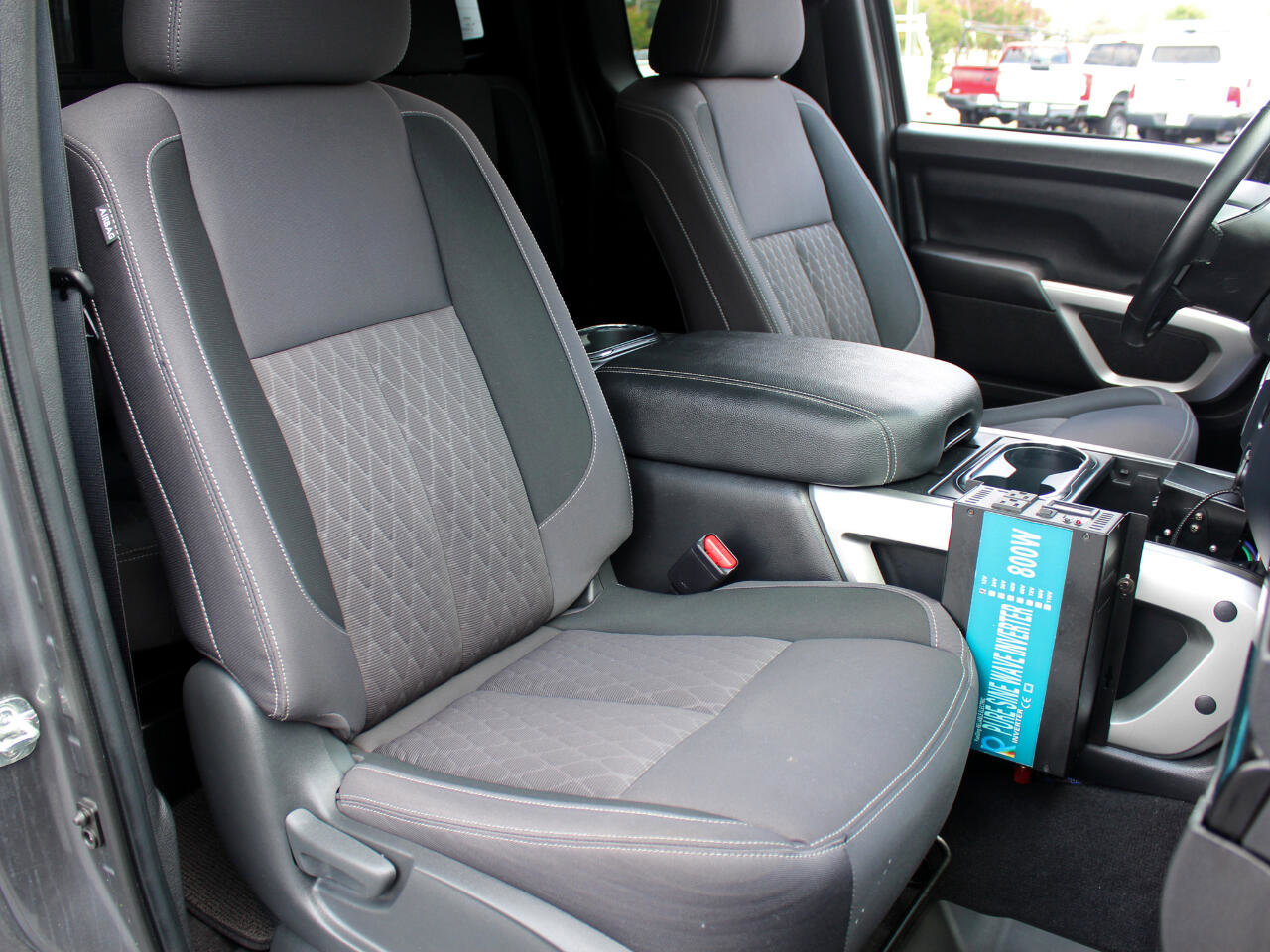 Used 2023 Nissan Titan SV w/ SV Utility Package image 36