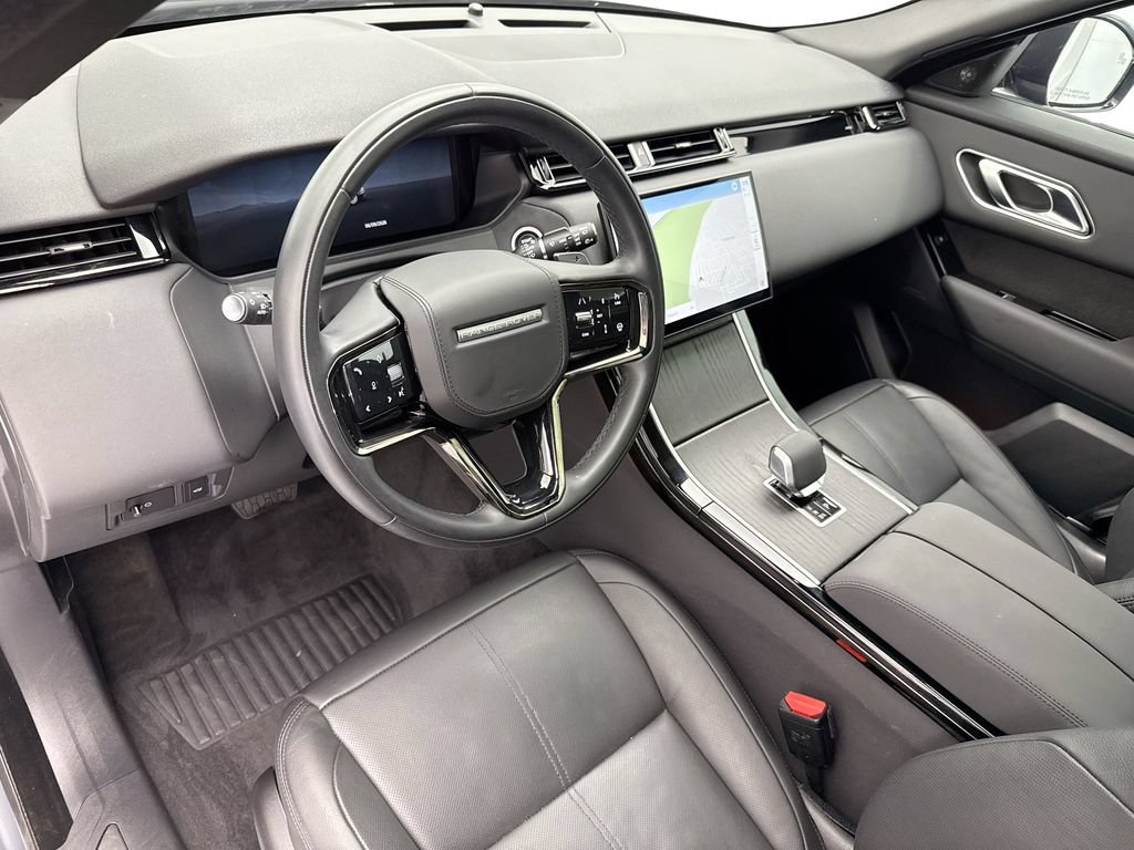Certified 2026 Land Rover Range Rover Velar S AWD/4WD image 9
