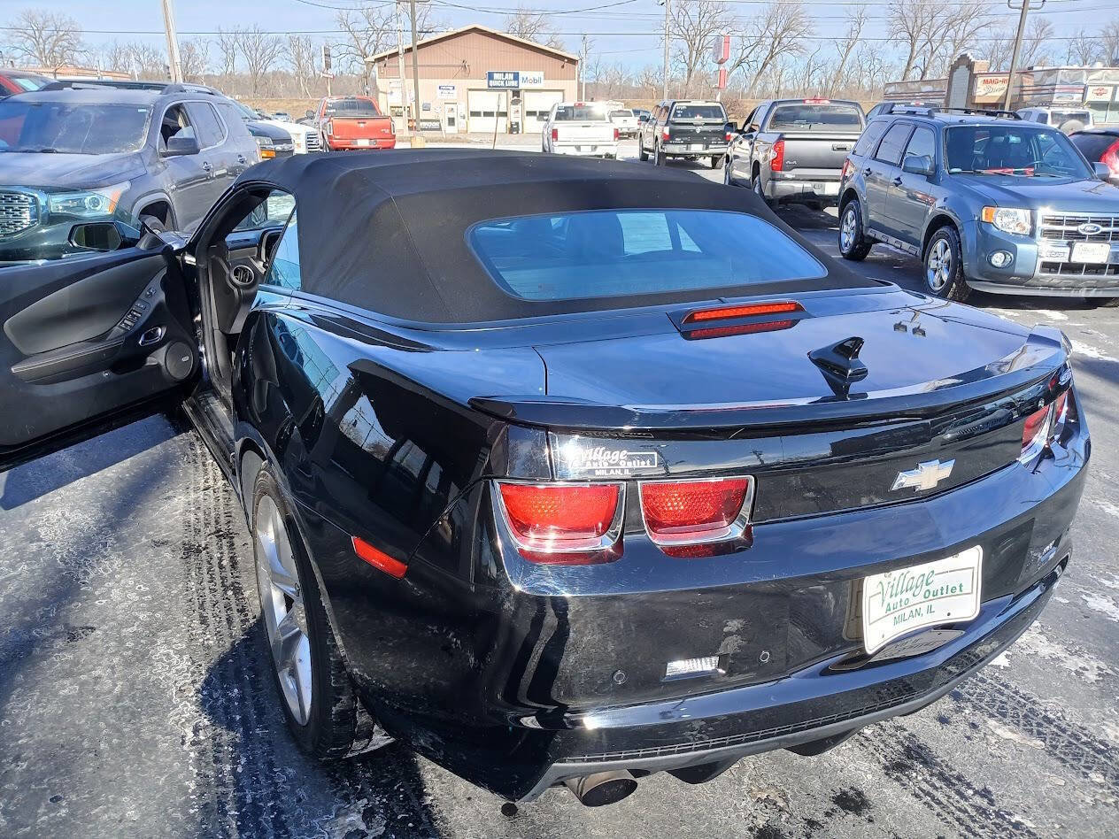 Used 2013 Chevrolet Camaro SS w/ RS Package image 9