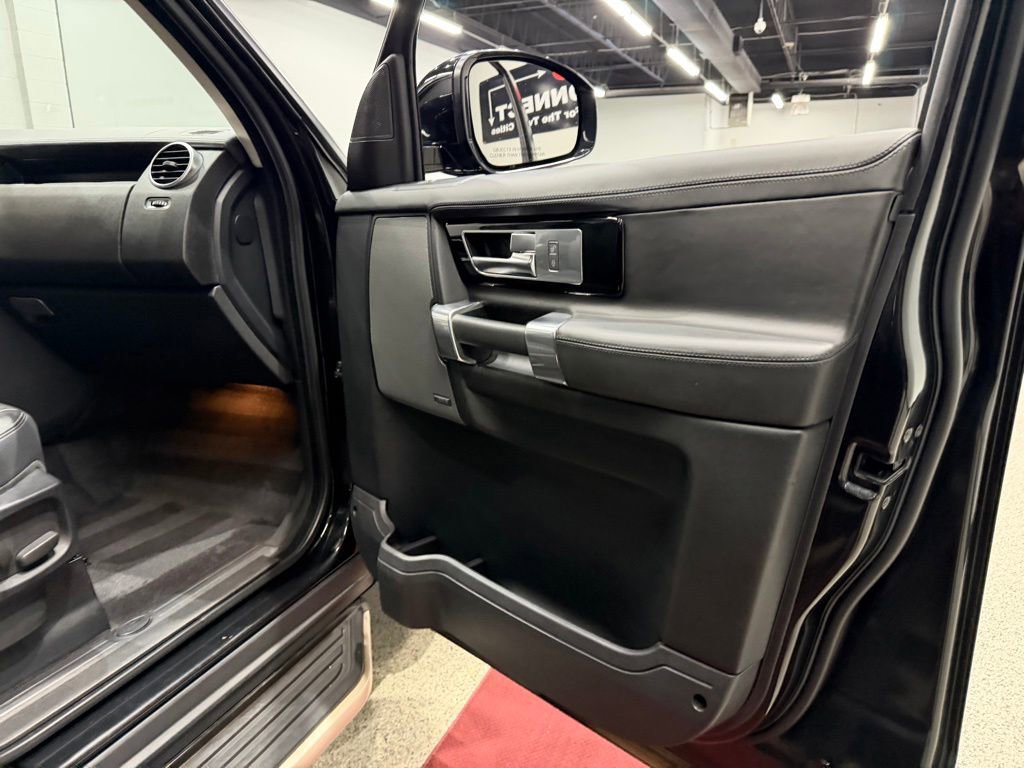 Used 2016 Land Rover LR4 HSE LUX AWD/4WD image 40
