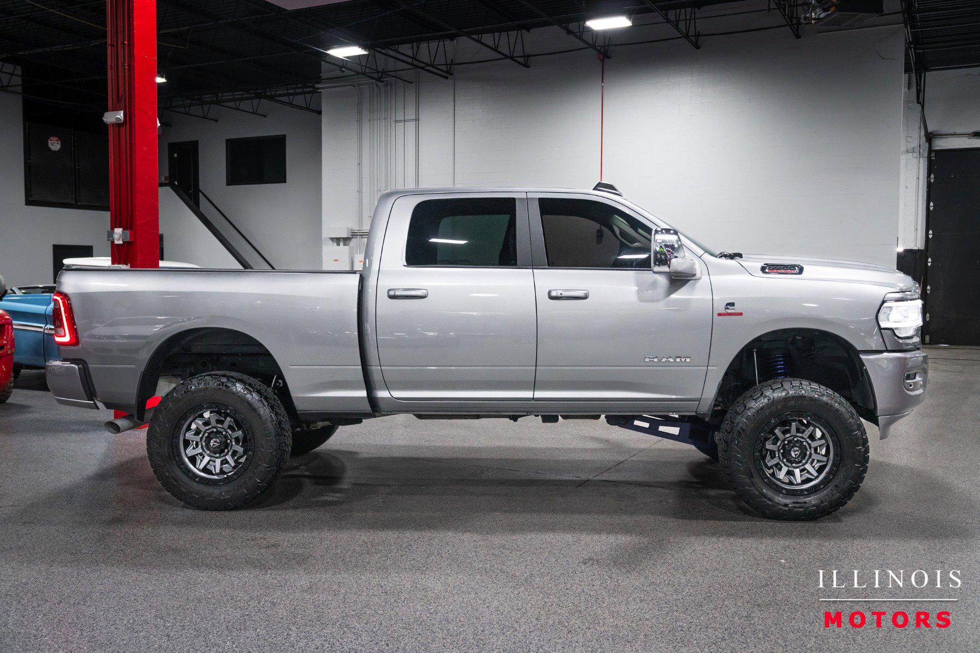Used 2024 RAM 2500 Laramie AWD/4WD image 6