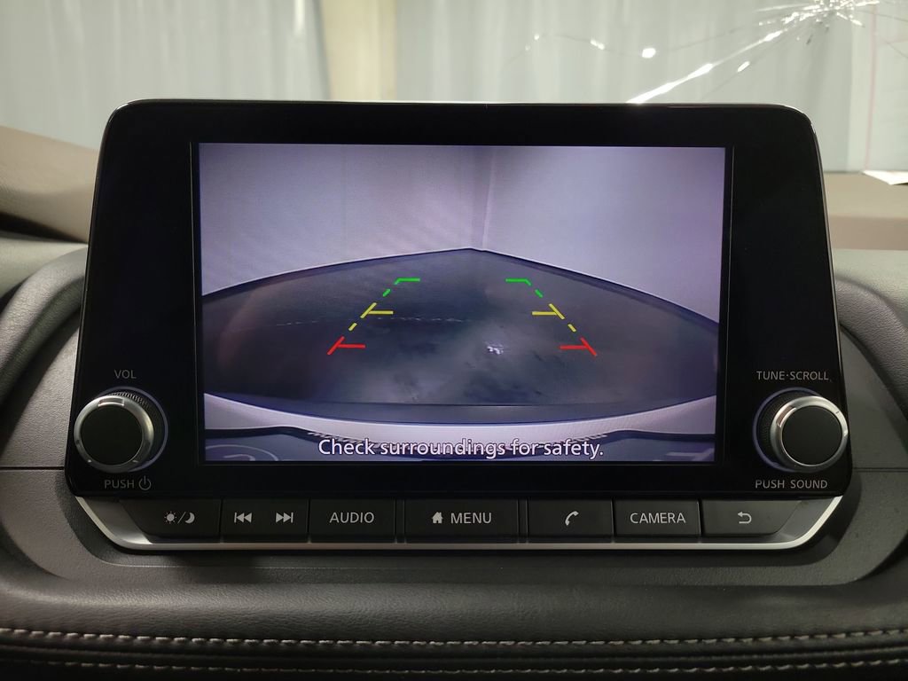 Used 2023 Nissan Rogue S AWD/4WD image 21
