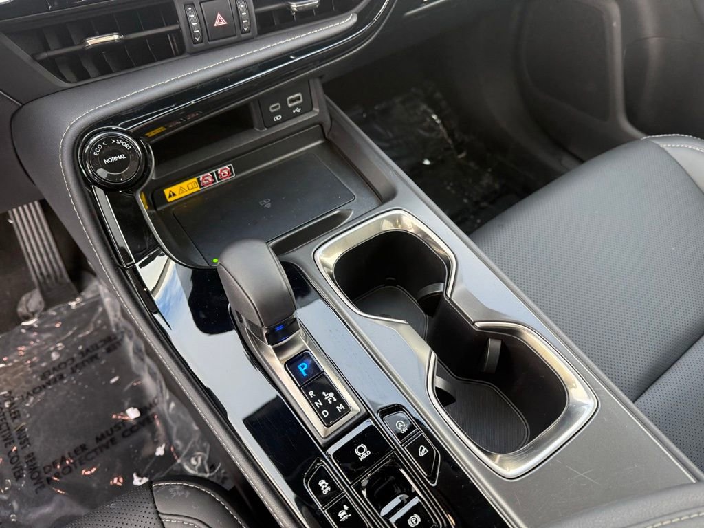 Certified 2025 Lexus NX 350 AWD w/ Premium Package image 14