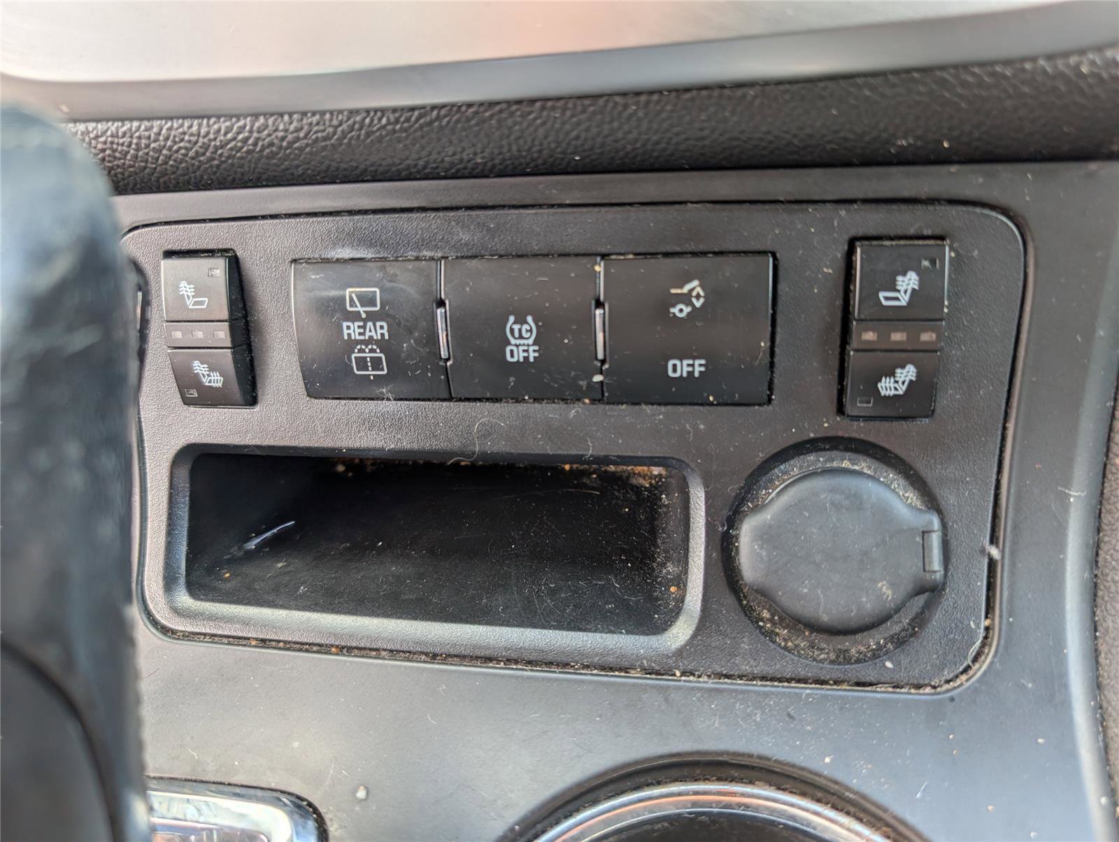 Used 2014 GMC Acadia SLE FWD image 17