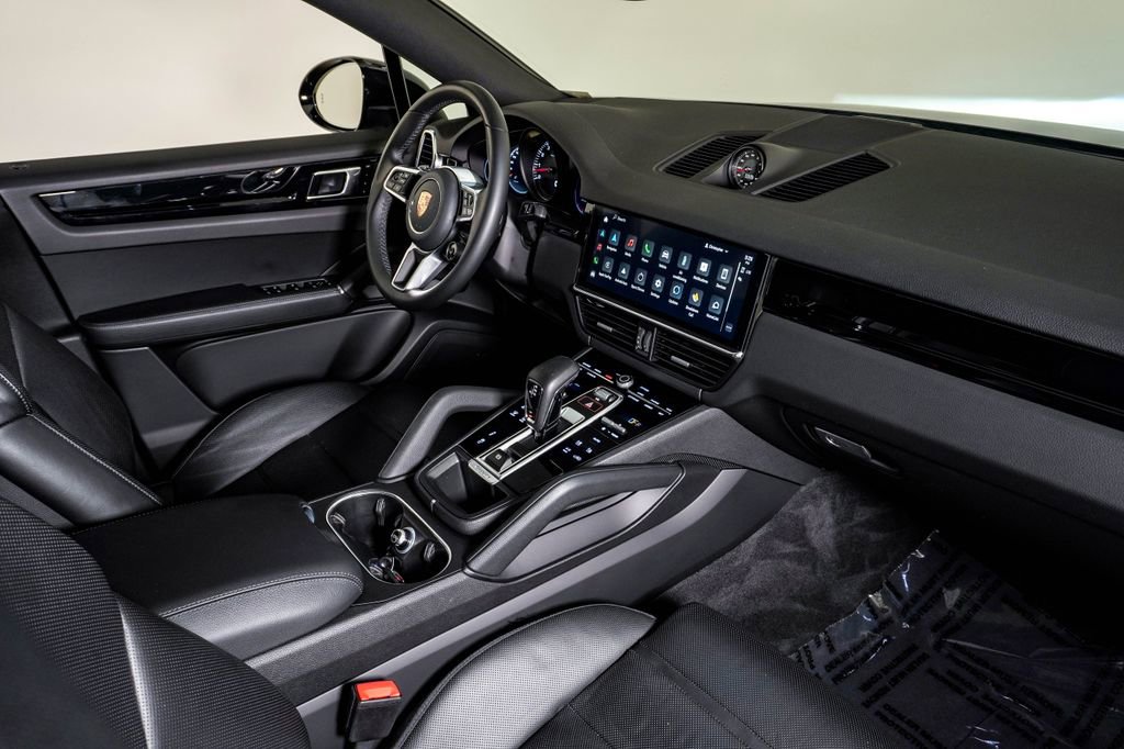 Certified 2023 Porsche Cayenne S image 14
