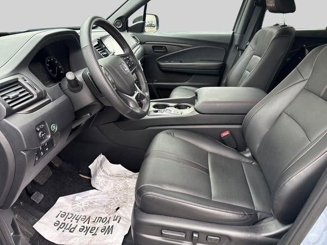Used 2025 Honda Ridgeline TrailSport image 3