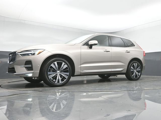 Used 2023 Volvo XC60 B5 Plus w/ Protection Package Premier image 39
