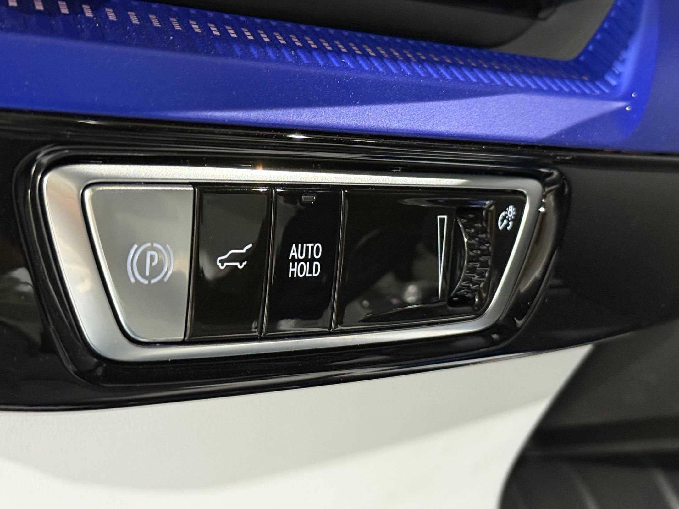 New 2026 Cadillac Optiq Sport 1 image 15