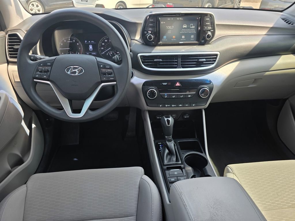Used 2020 Hyundai Tucson Value w/ Cargo Package image 17