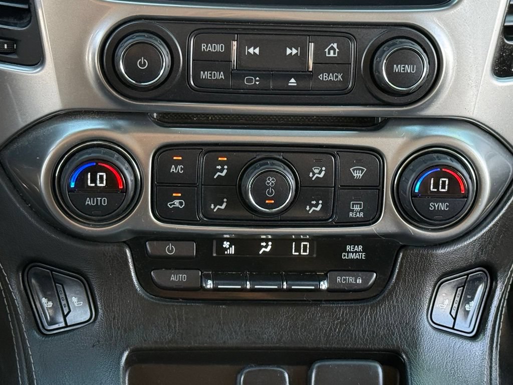 Used 2015 Chevrolet Suburban LT w/ Luxury Package AWD/4WD image 20