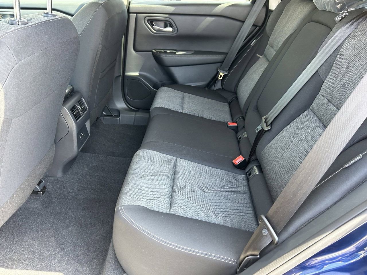 Certified 2026 Nissan Rogue SV image 14