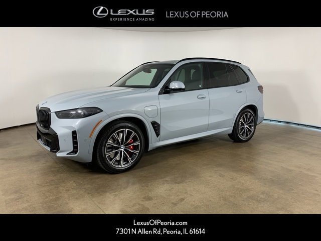 Used 2026 BMW X5 xDrive50e w/ M Sport Package image 1