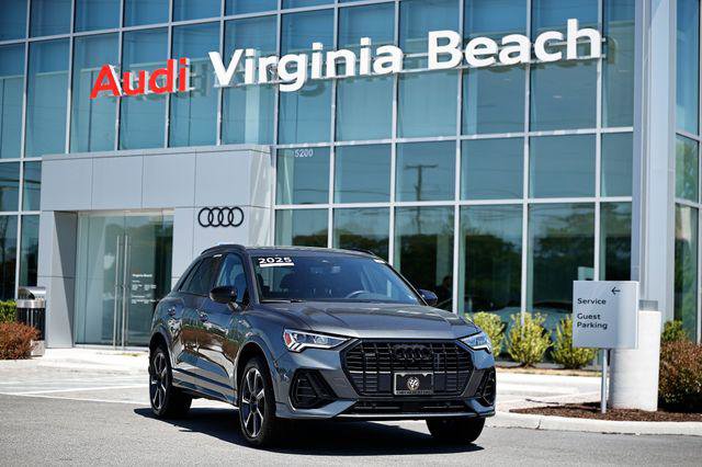 Certified 2025 Audi Q3 2.0T Premium Plus w/ Premium Plus Package AWD/4WD image 1